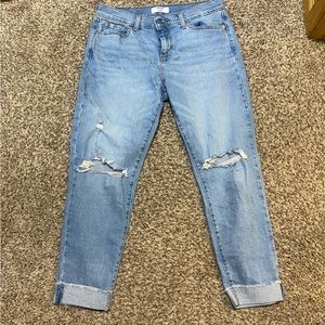 Size 2 lightwash levi jeans
